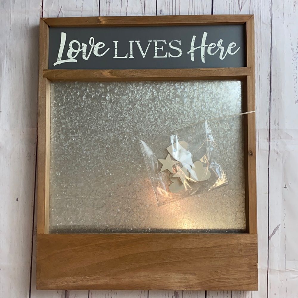 Magnetic wall decor
